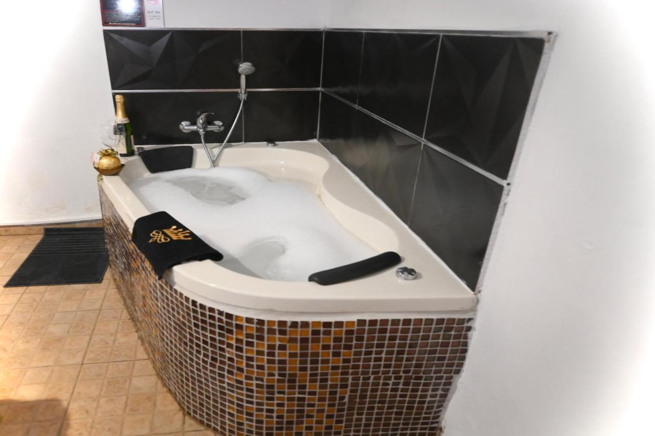 Magical In The Galilee Motel Kiryat Shmona Bagian luar foto